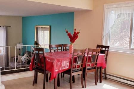 Lake George Family Vacation Home מראה חיצוני תמונה